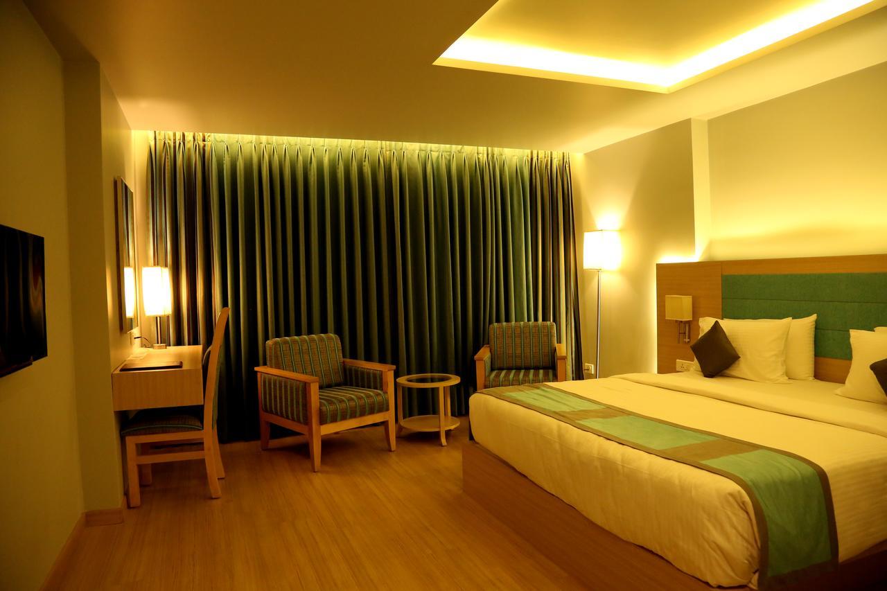 Kvm Hotels Srirangam Tiruchirappalli Exterior foto